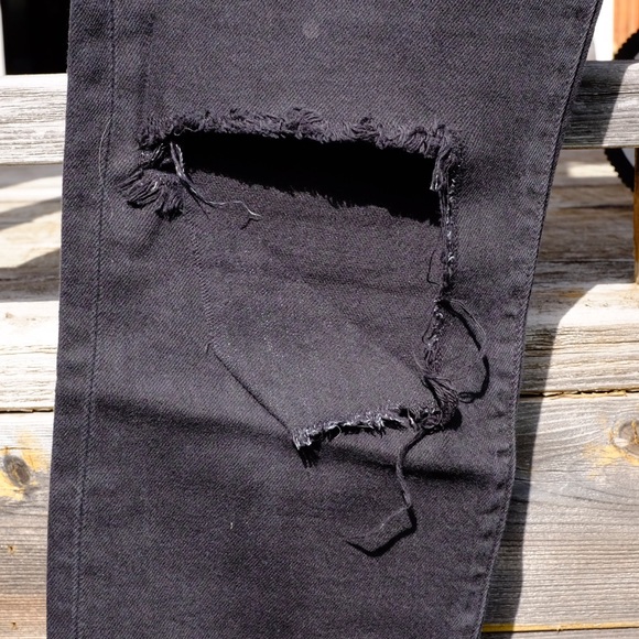 Levi’s Wedgie Jeans - Picture 2 of 5